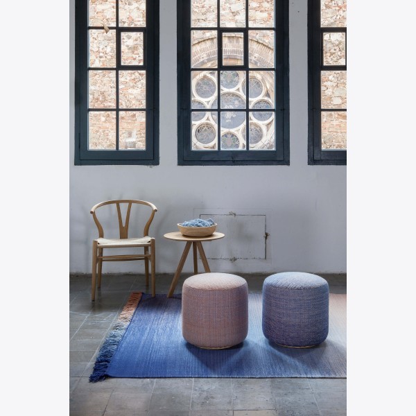 SHADE POUF 689